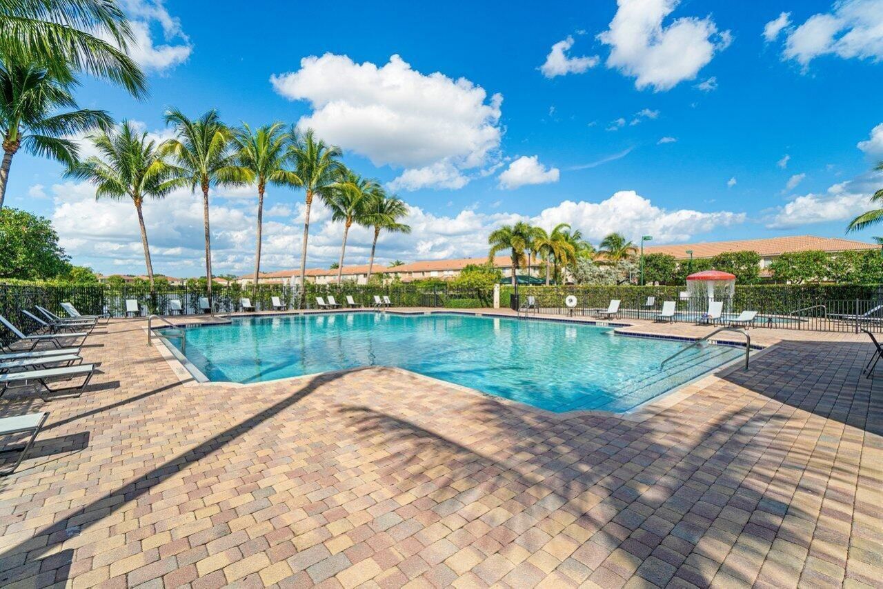 3014 Laurel Ridge Circle Circle, Riviera Beach, FL 33404 Photo