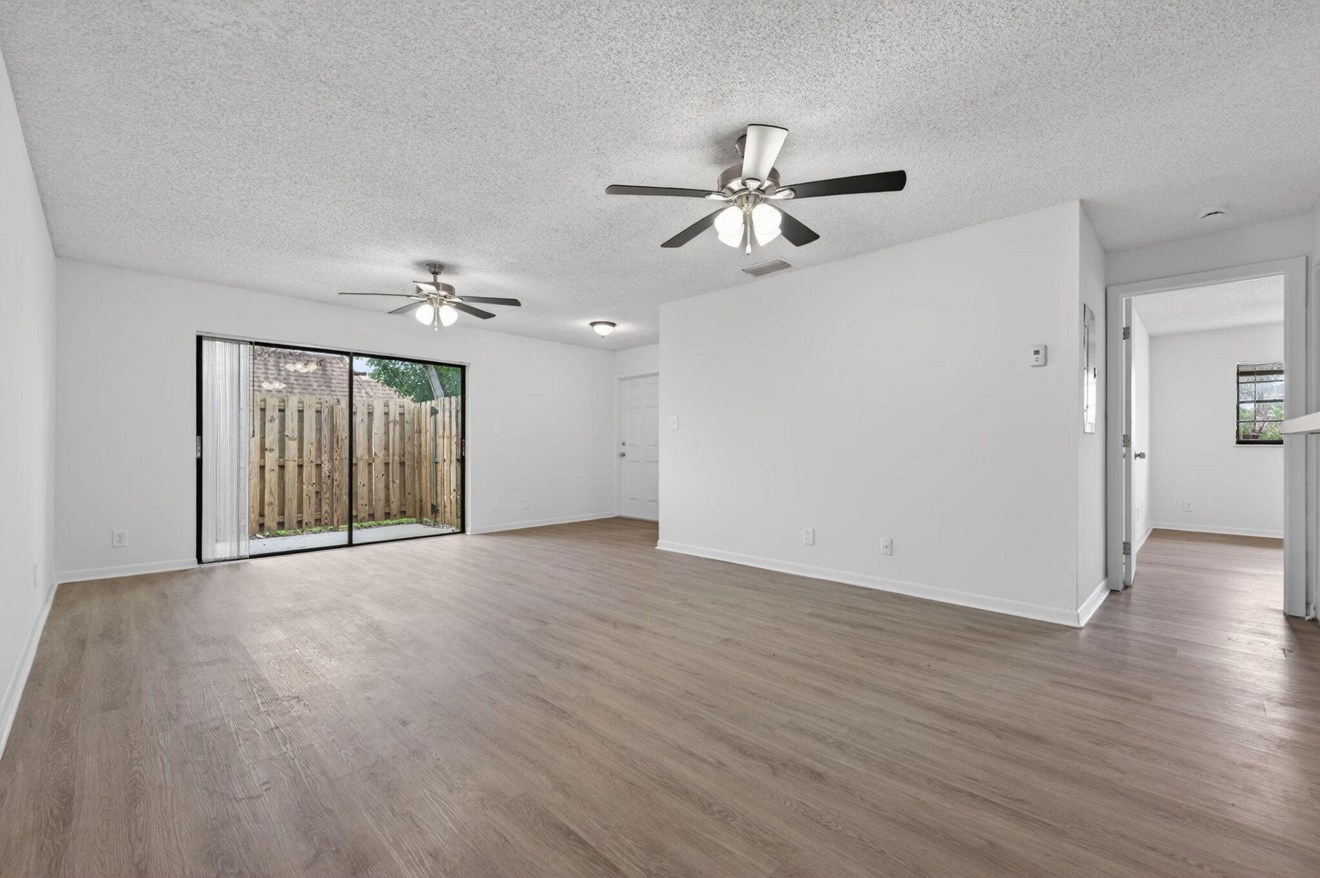 4983 NW 95th Avenue, Sunrise, FL 33351 Photo