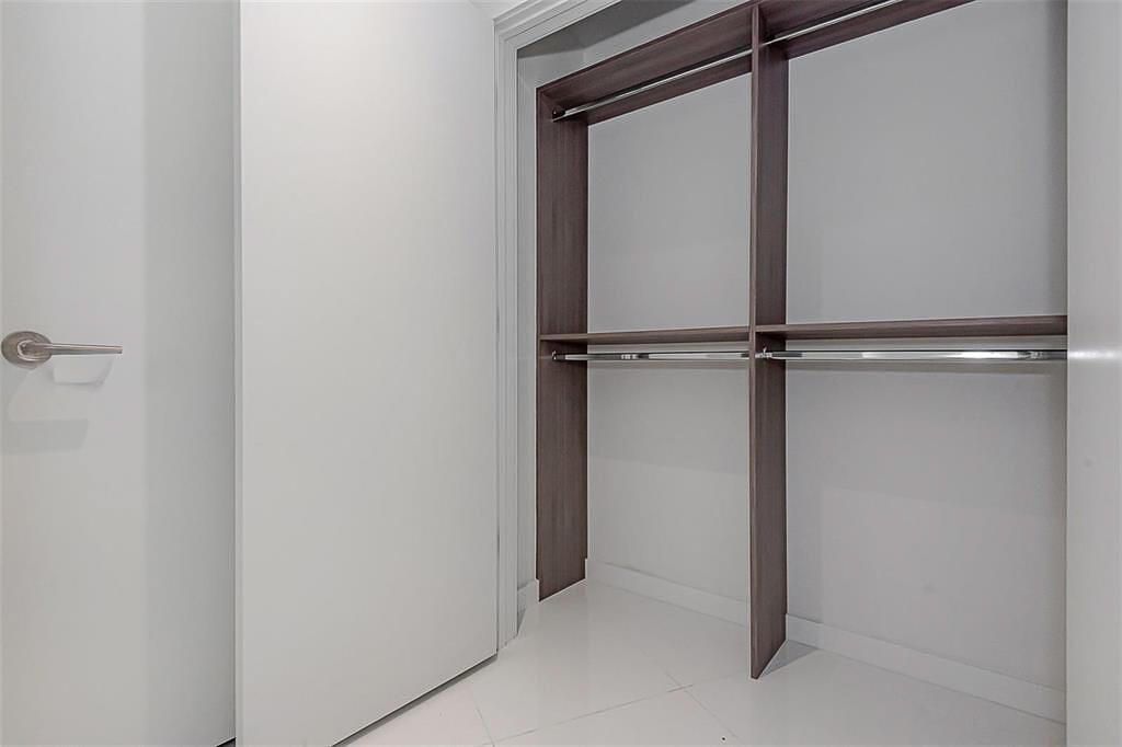 851 NE 1st Avenue, Unit 2402, Miami, FL 33132 Photo