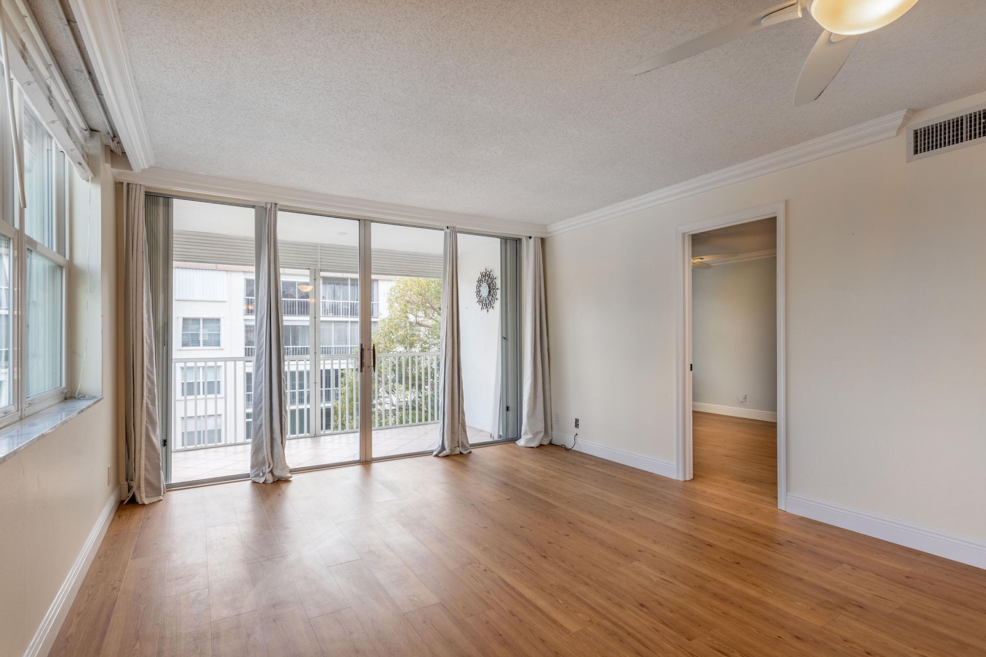 2012 S Federal Highway, Unit 301, Boynton Beach, FL 33435 Photo