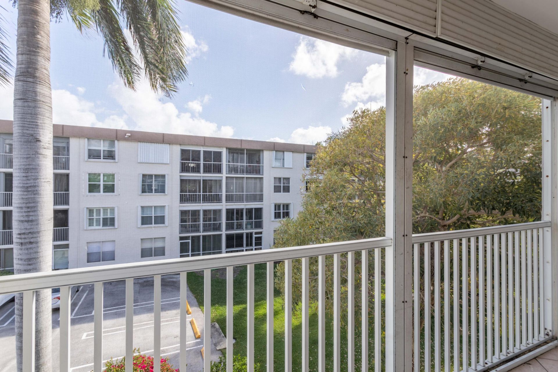 2012 S Federal Highway, Unit 301, Boynton Beach, FL 33435 Photo