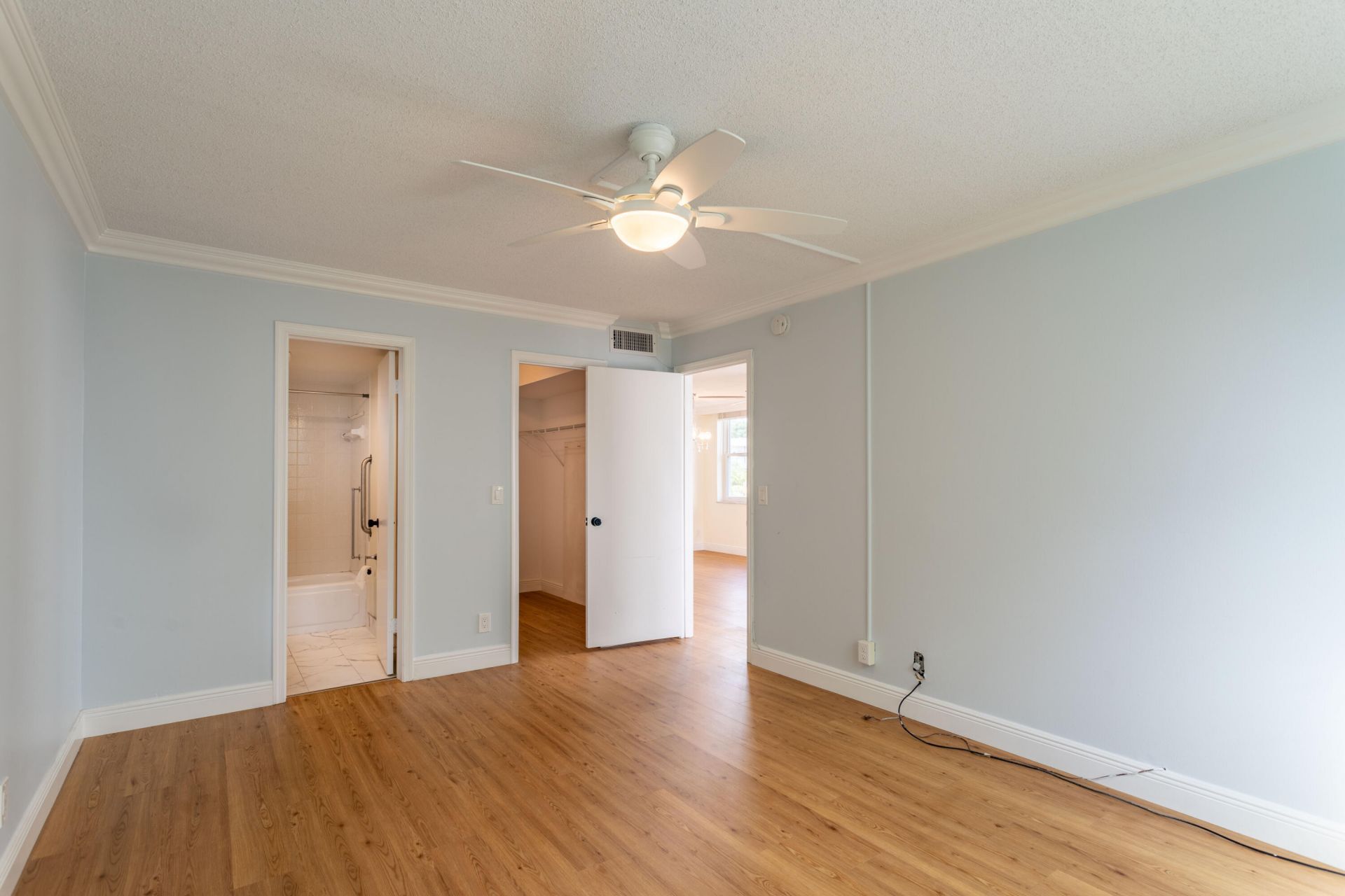 2012 S Federal Highway, Unit 301, Boynton Beach, FL 33435 Photo