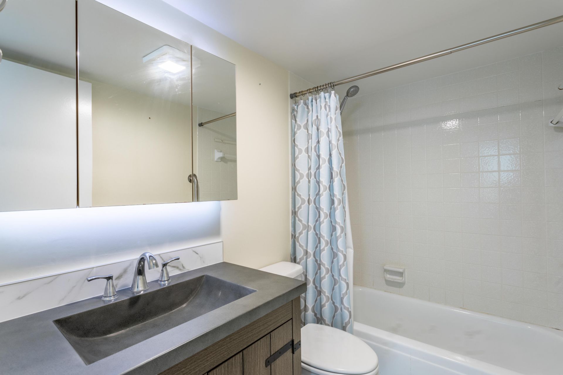 2012 S Federal Highway, Unit 301, Boynton Beach, FL 33435 Photo
