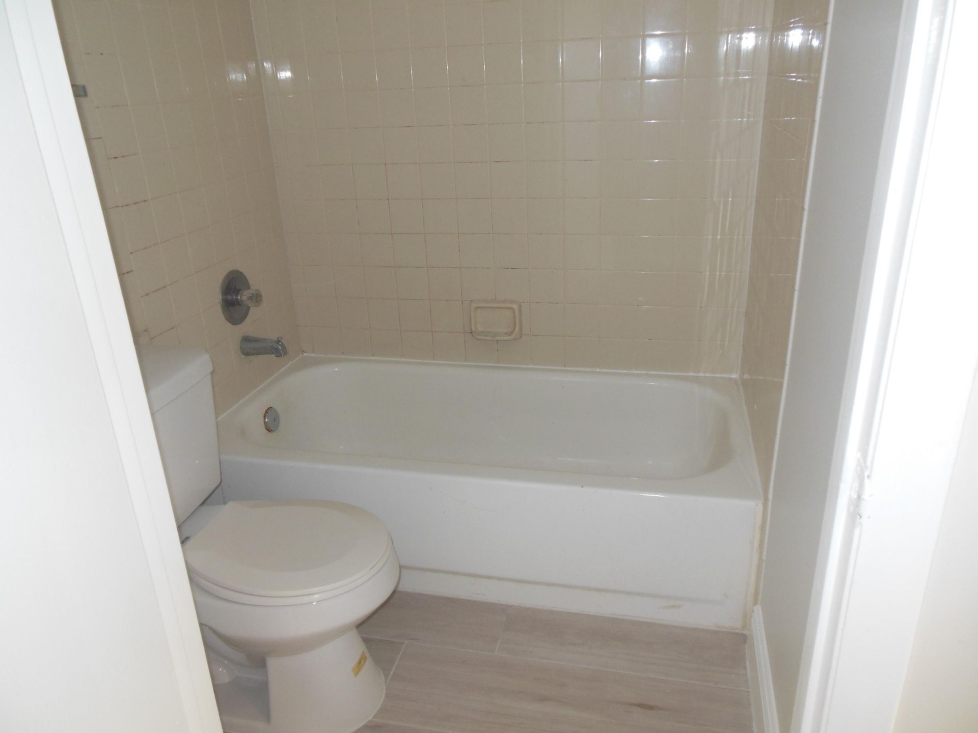 728 Executive Center Drive, Unit 110, West Palm Beach, FL 33401 Photo