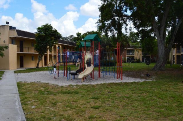 6100 Forest Hill Boulevard, Unit 201, West Palm Beach, FL 33415 Photo