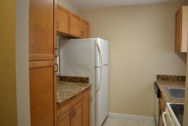 6100 Forest Hill Boulevard, Unit 201, West Palm Beach, FL 33415 Photo