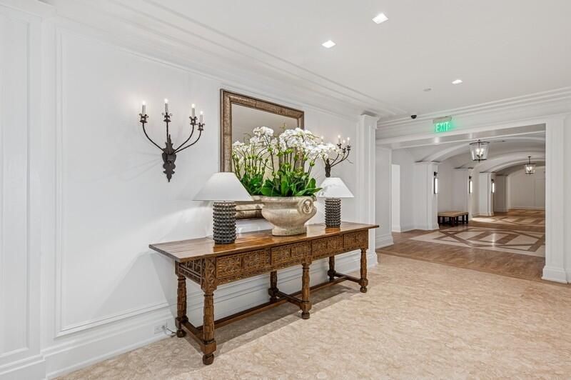 150 Bradley Place, Unit 906, Palm Beach, FL 33480 Photo