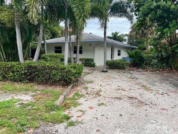 151 MANCHESTER Street, Boca Raton, FL 33487