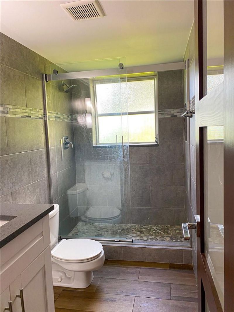 3900 Oaks Clubhouse Drive, Unit 106, Pompano Beach, FL 33069 Photo