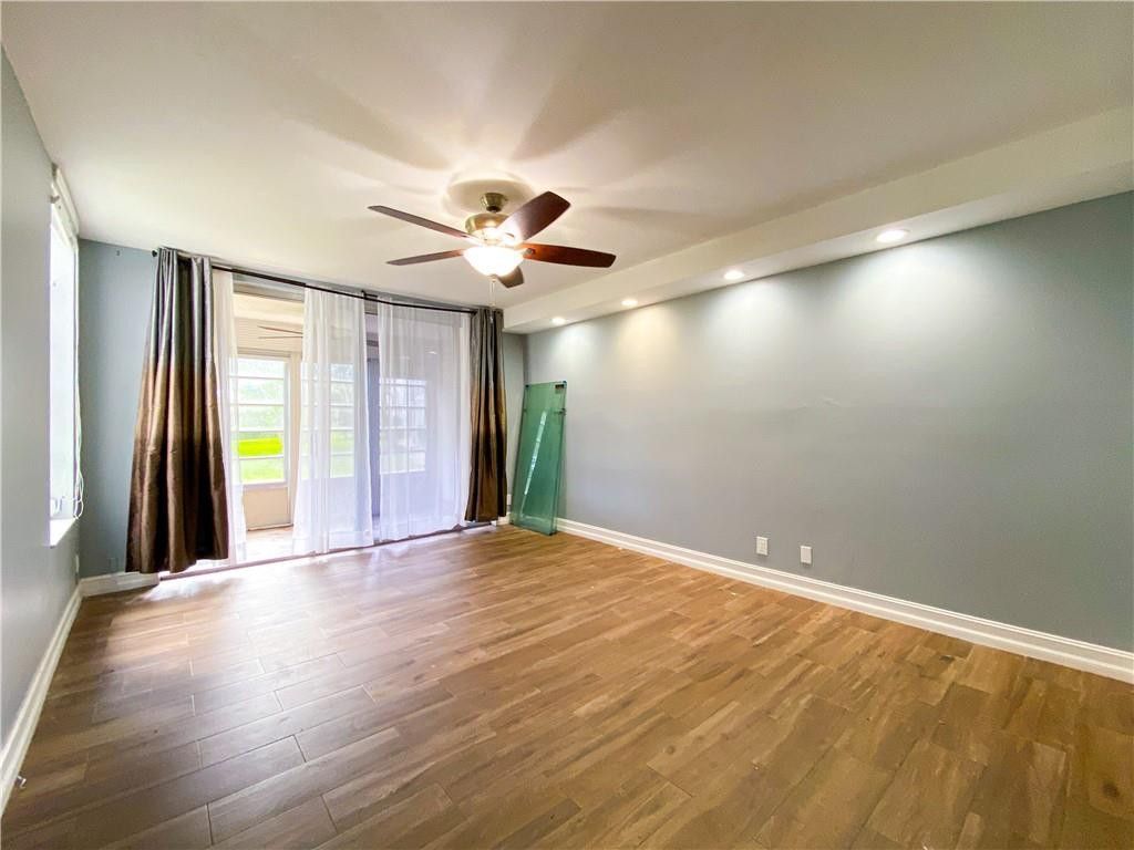 3900 Oaks Clubhouse Drive, Unit 106, Pompano Beach, FL 33069 Photo