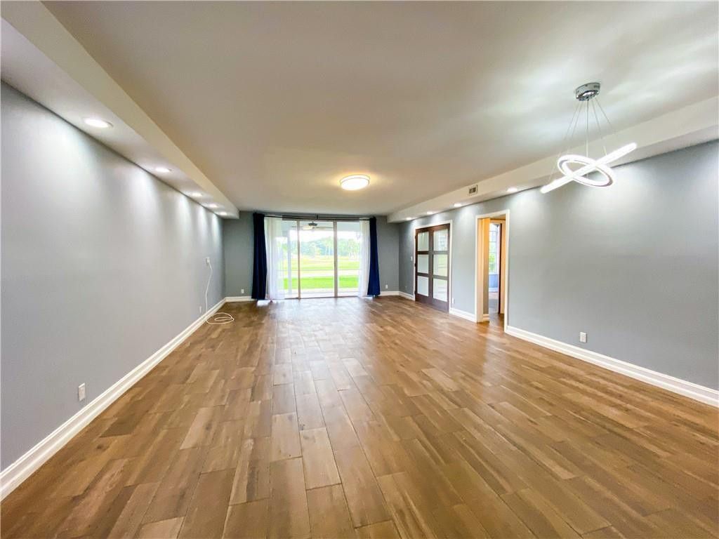 3900 Oaks Clubhouse Drive, Unit 106, Pompano Beach, FL 33069 Photo