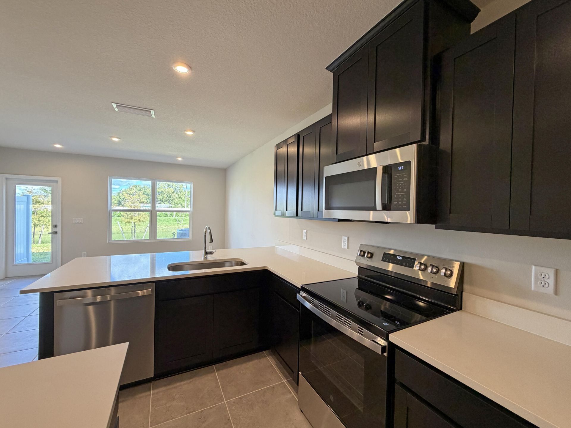 106 Savannah Lks Boulevard, Fort Pierce, FL 34982 Photo