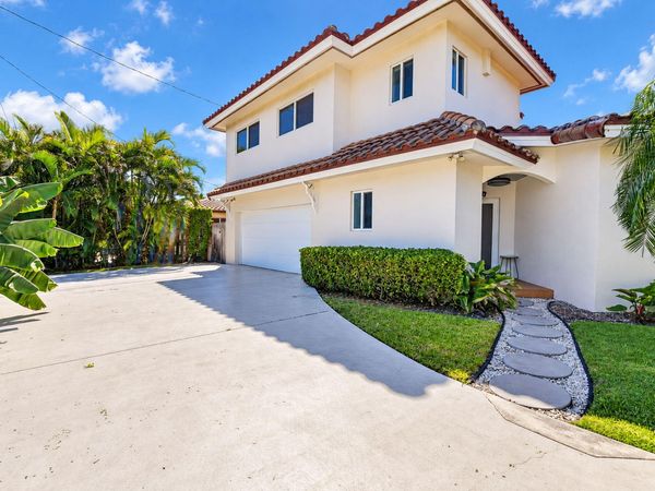 175 NE OLIVE Way, Boca Raton, FL 33432