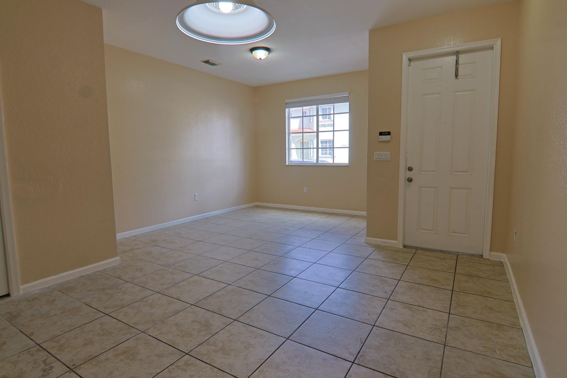 21211 NW 14th Place, Unit 3-27, Miami Gardens, FL 33169 Photo