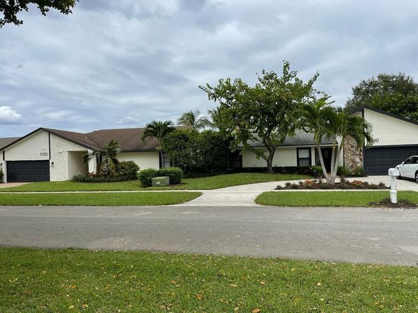 7360 San Sebastian Drive, Boca Raton, FL 33433