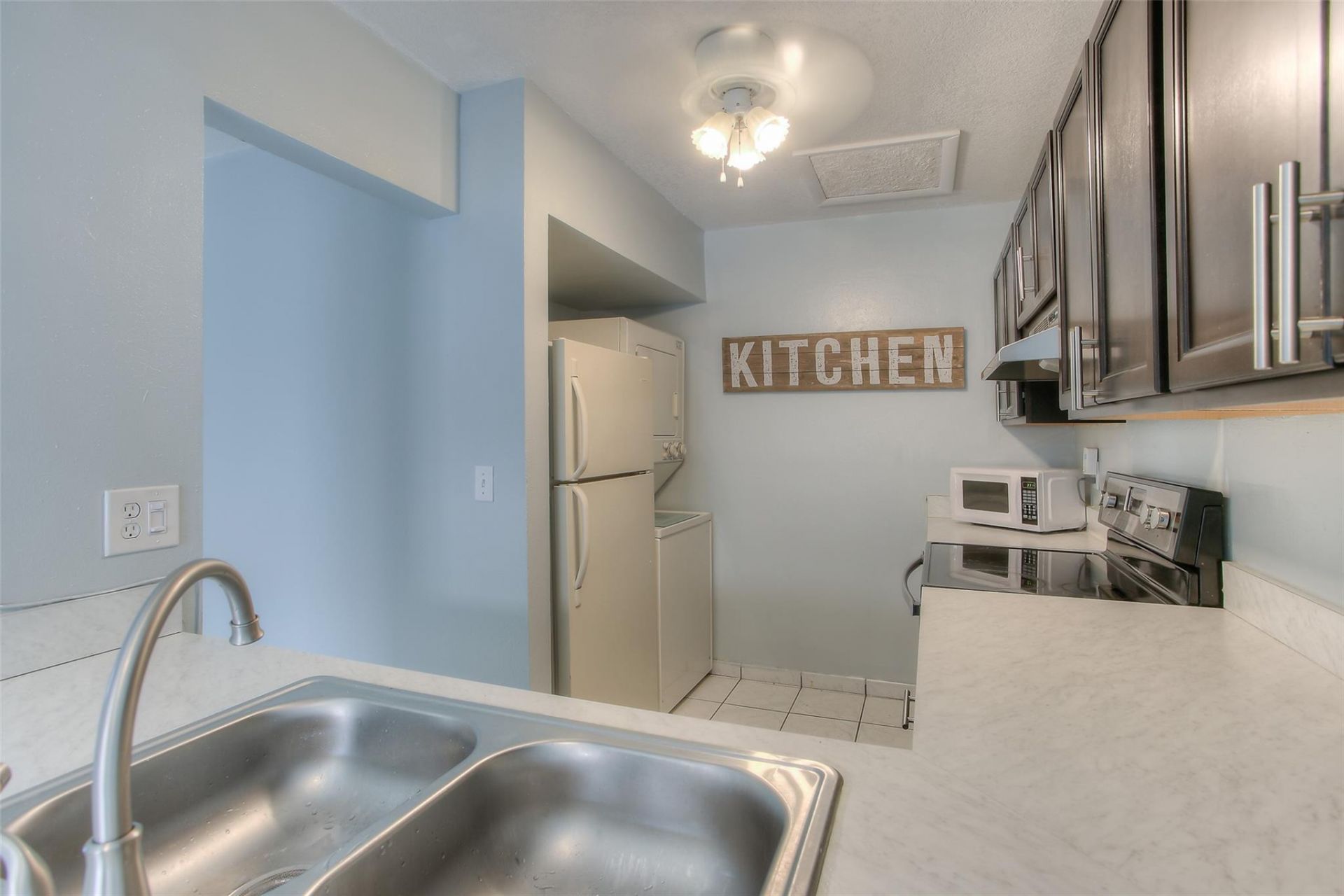 2500 W 67th Place, Unit 22-26, Hialeah, FL 33016 Photo