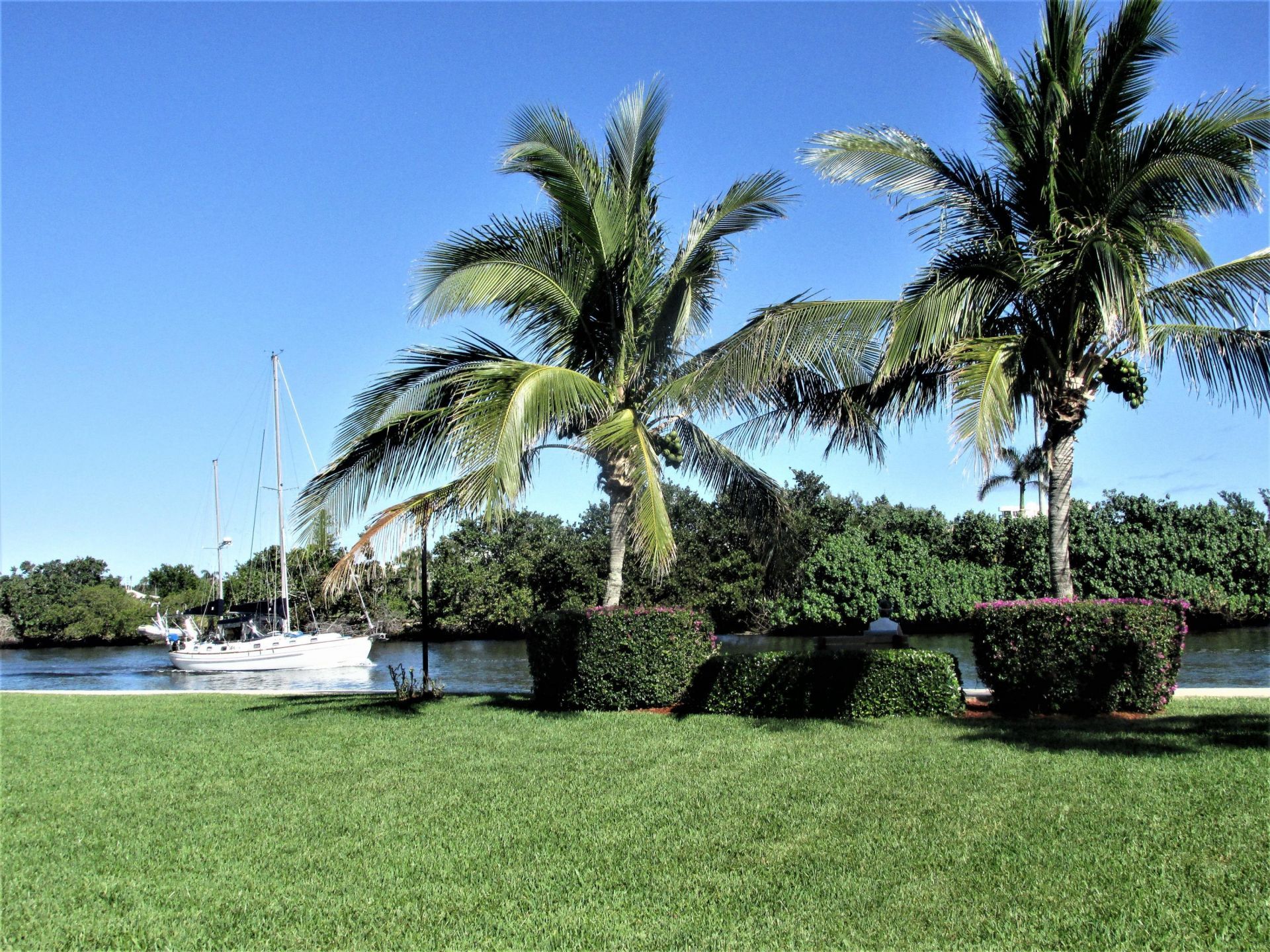 2 Colonial Club Drive, Unit 101, Boynton Beach, FL 33435 Photo