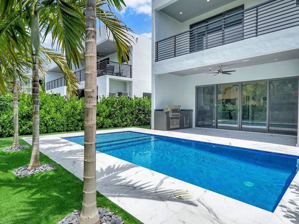 1620 NE 5TH Court, Unit B, Fort Lauderdale, FL 33301