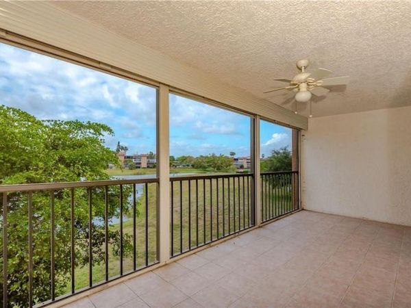 7230 Lake Cir Drive, Unit 205, Margate, FL 33063