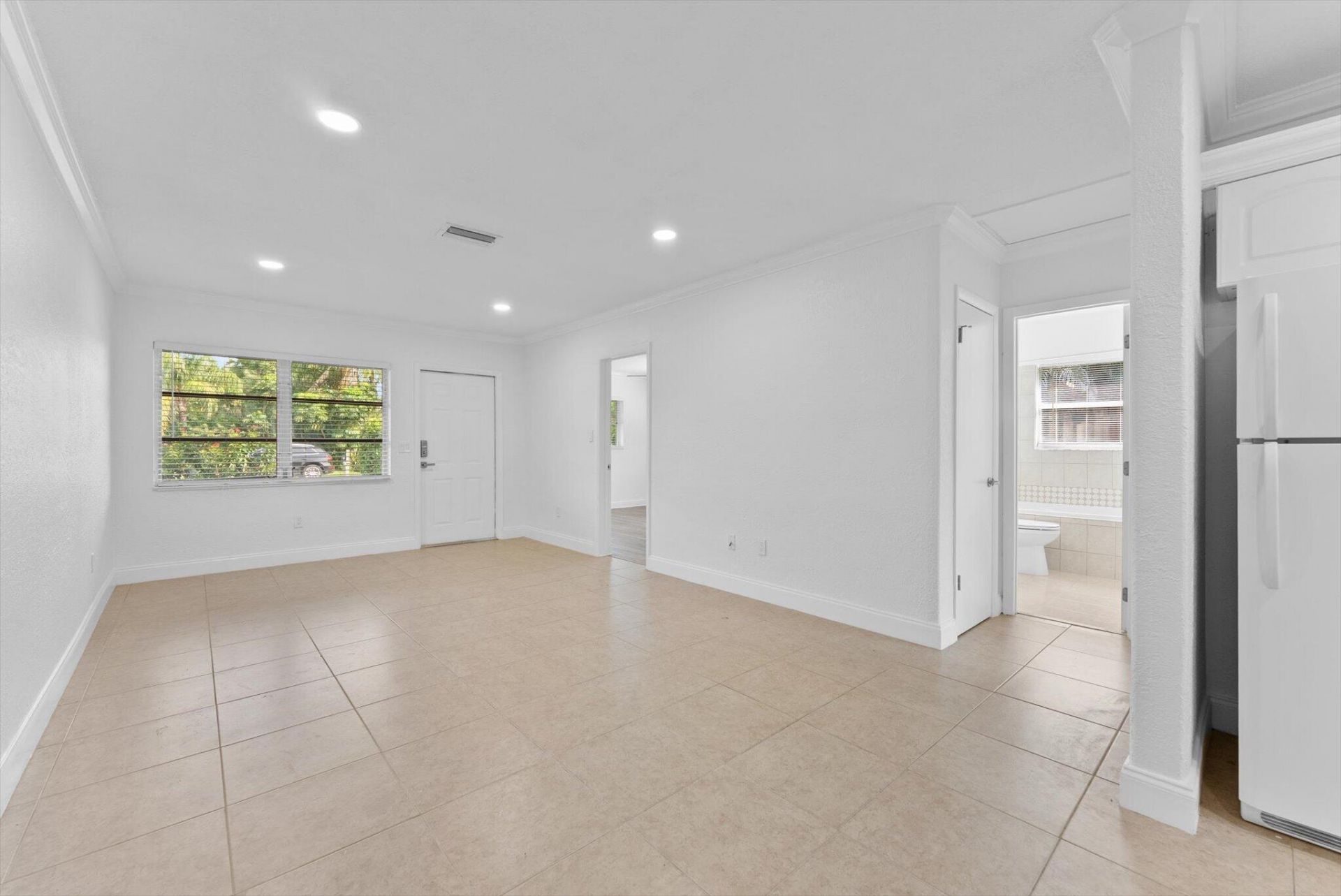 2631 NE 2nd Avenue, Boca Raton, FL 33431 Photo
