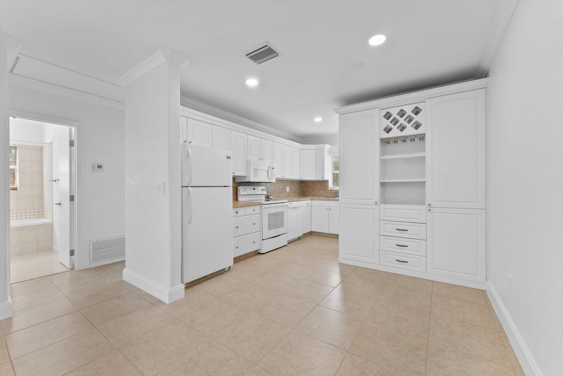 2631 NE 2nd Avenue, Boca Raton, FL 33431 Photo
