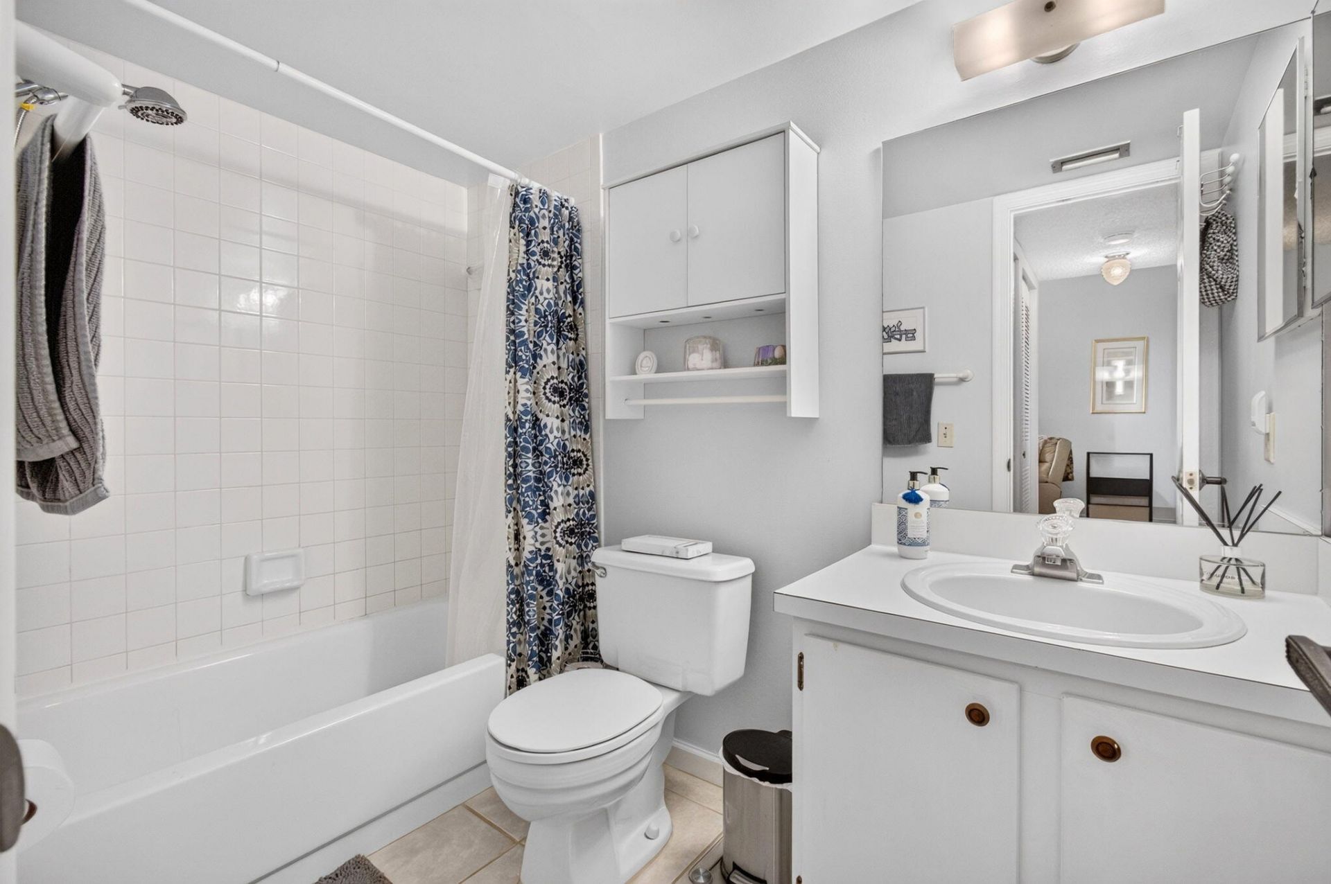 330 Palmwood Place, Unit 208, Boca Raton, FL 33431 Photo