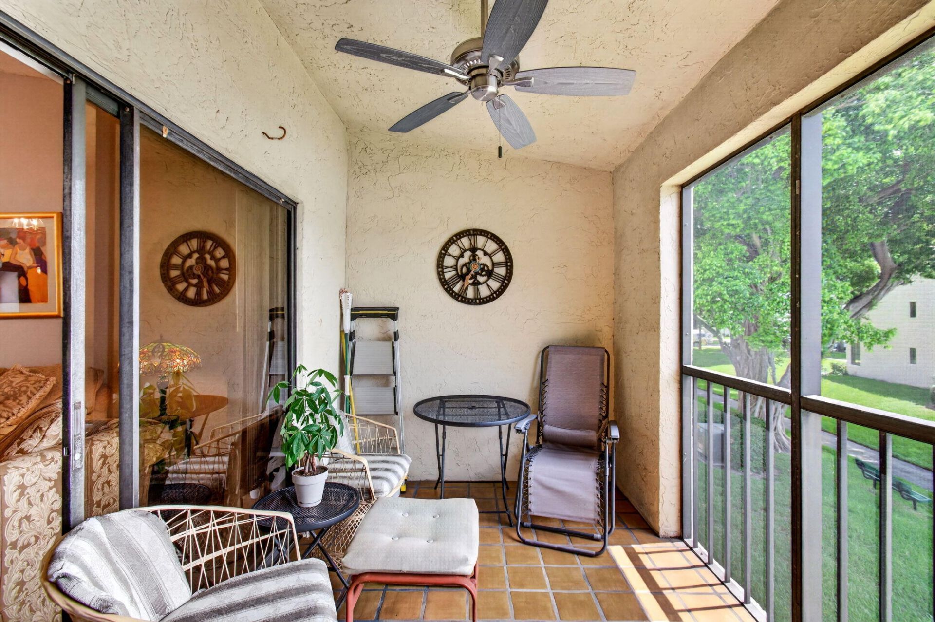330 Palmwood Place, Unit 208, Boca Raton, FL 33431 Photo