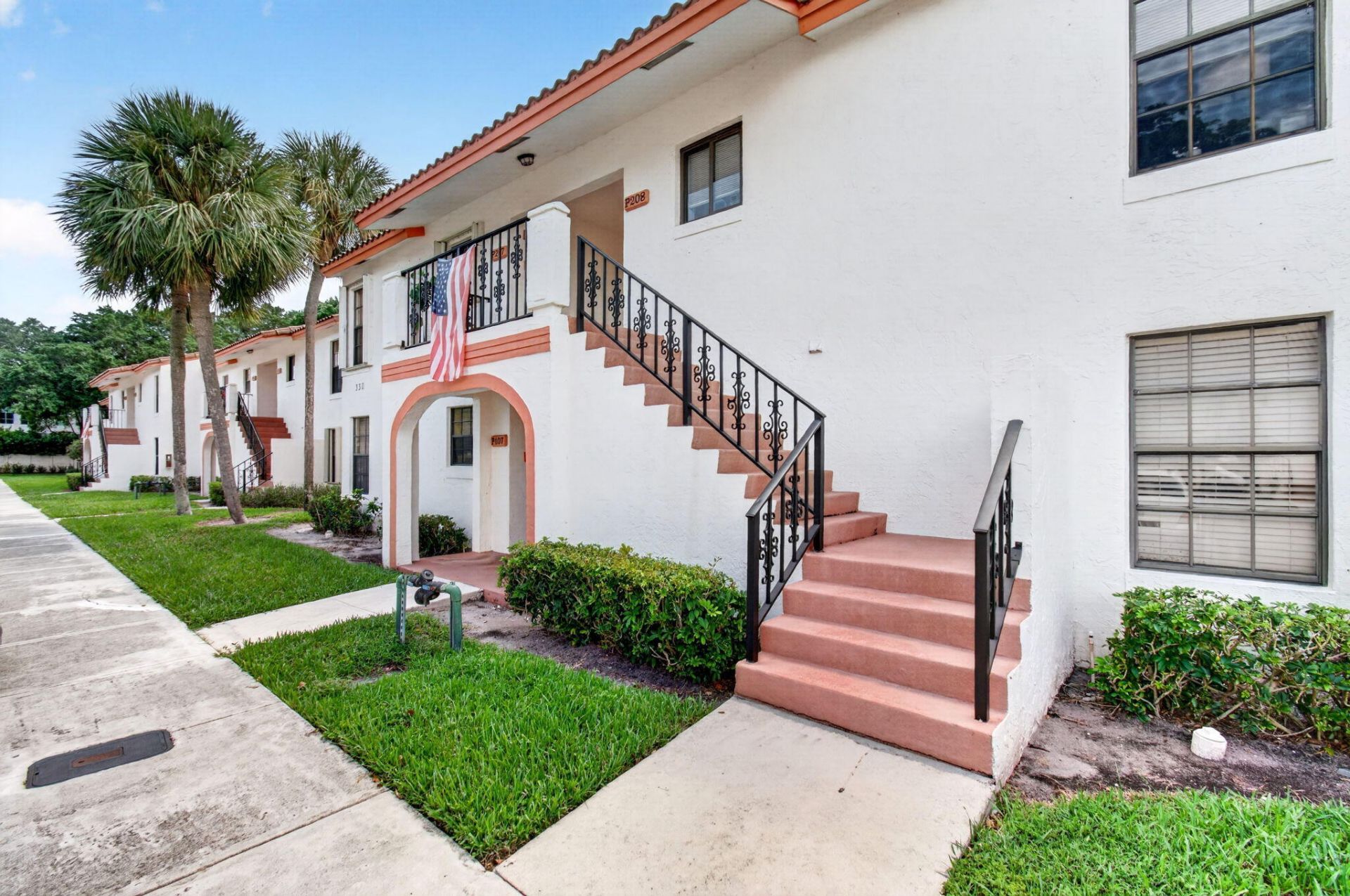 330 Palmwood Place, Unit 208, Boca Raton, FL 33431 Photo