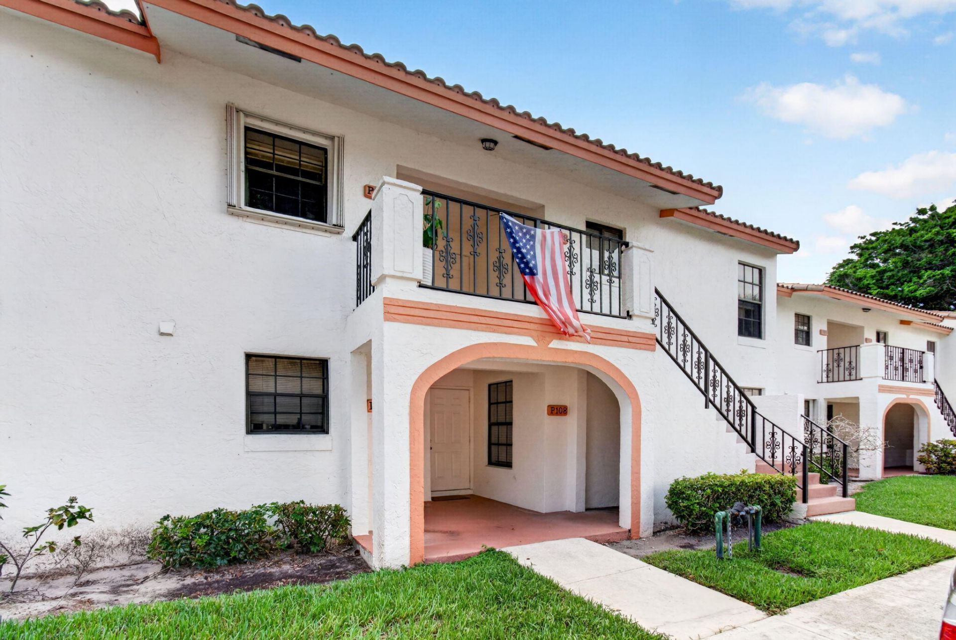330 Palmwood Place, Unit 208, Boca Raton, FL 33431 Photo
