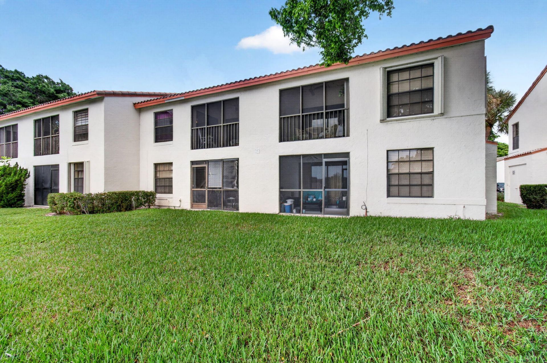 330 Palmwood Place, Unit 208, Boca Raton, FL 33431 Photo