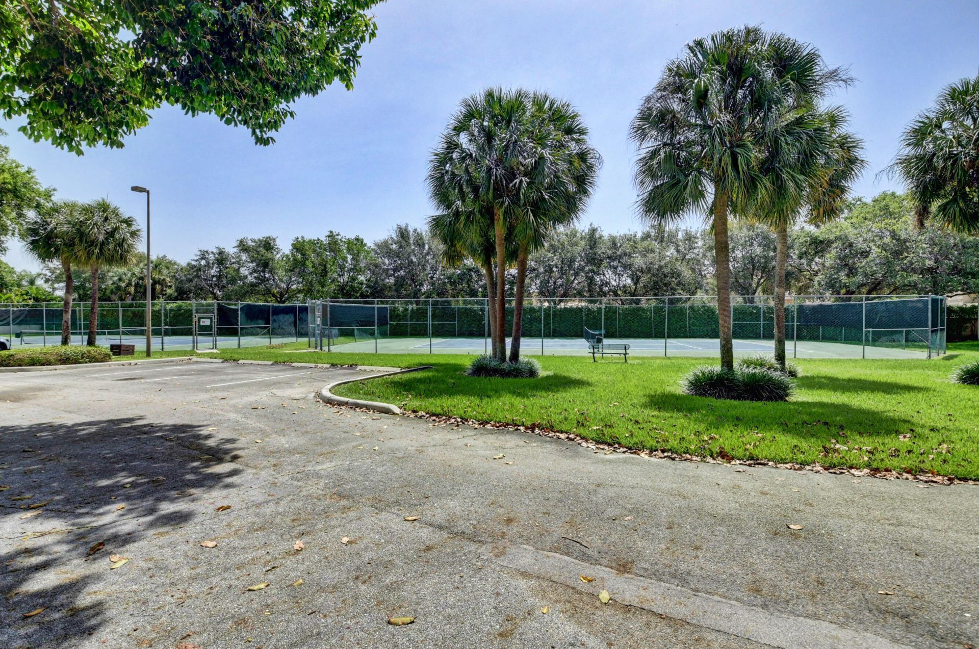 330 Palmwood Place, Unit 208, Boca Raton, FL 33431 Photo