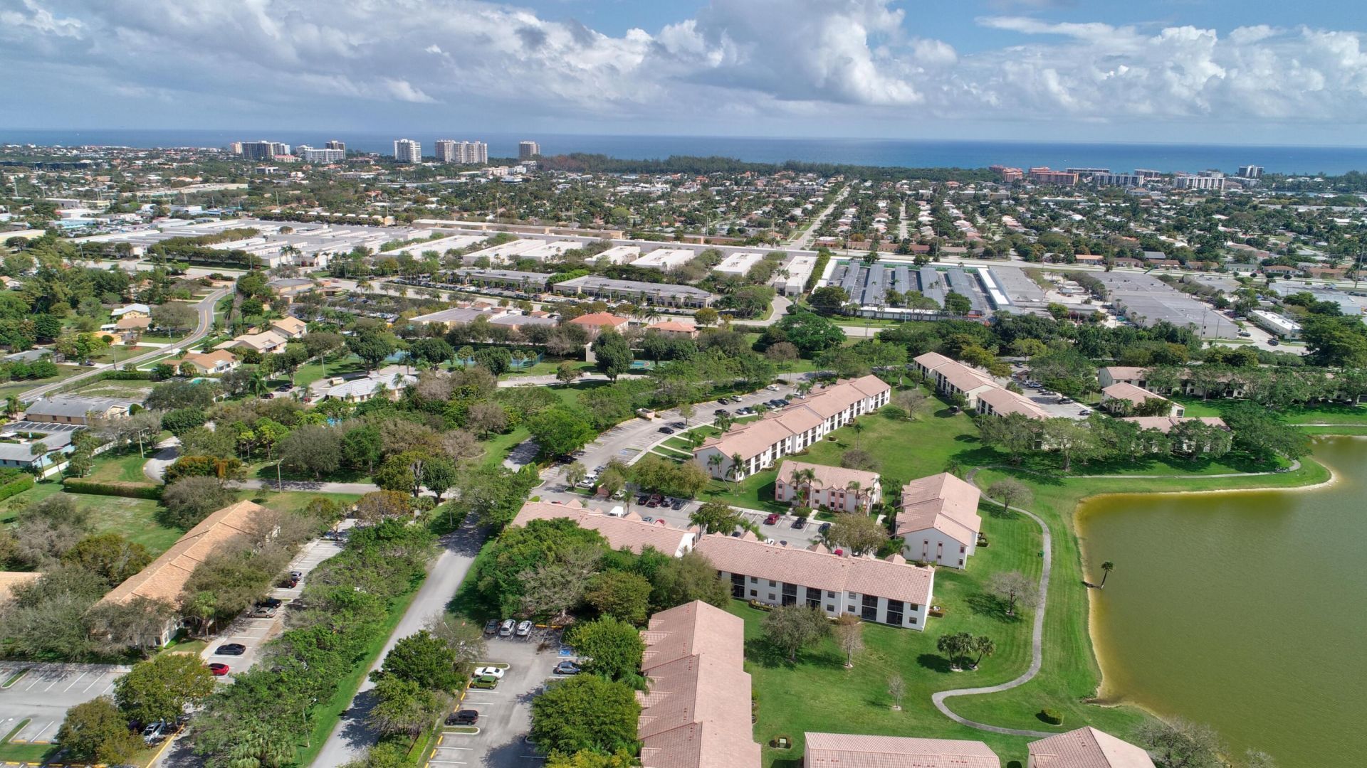 330 Palmwood Place, Unit 208, Boca Raton, FL 33431 Photo