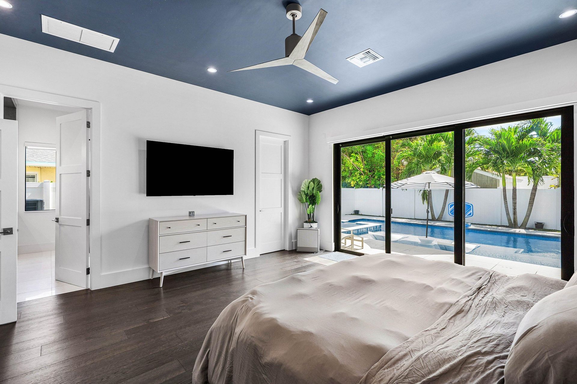 918 SW 28th Avenue, Boynton Beach, FL 33435 Photo