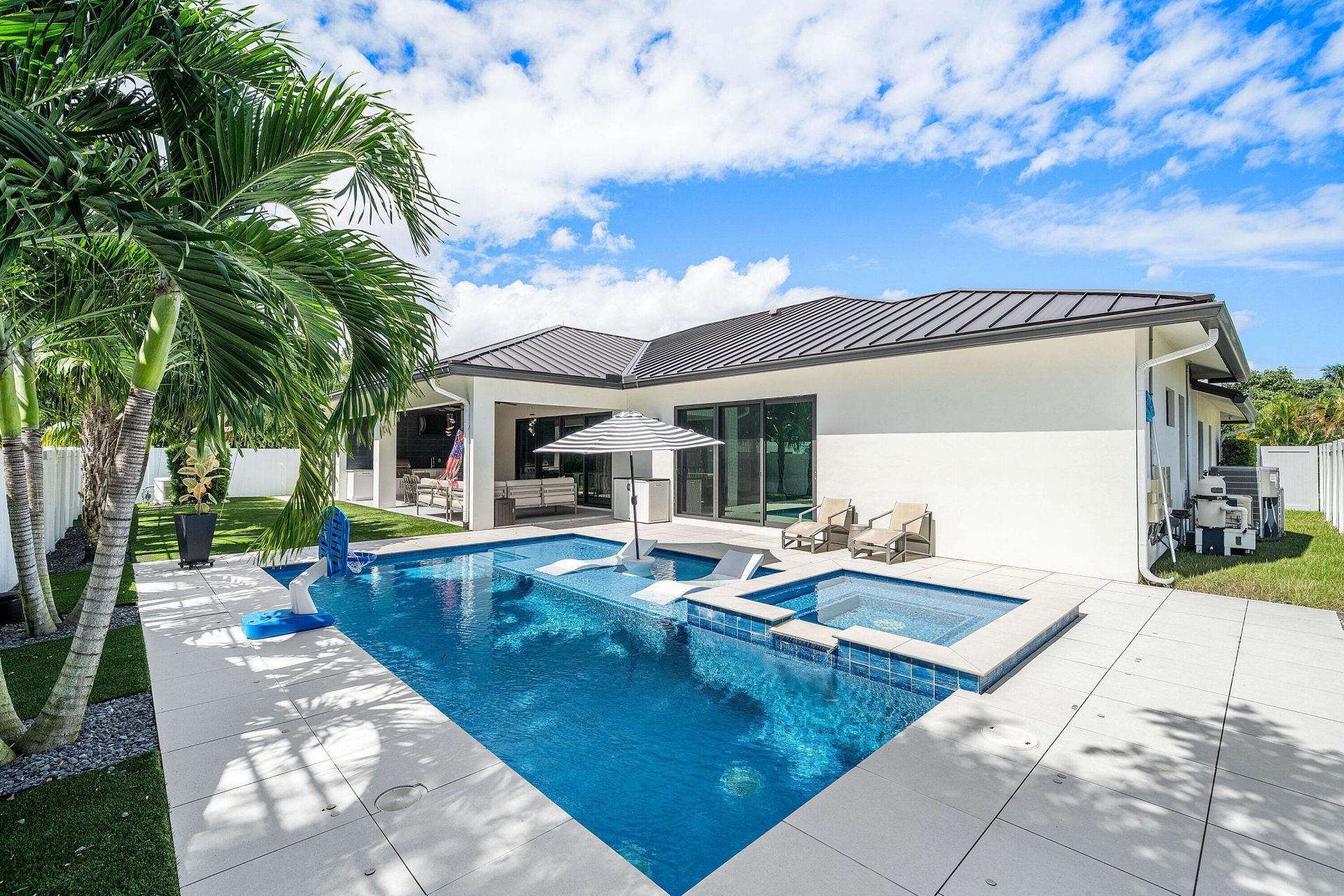 918 SW 28th Avenue, Boynton Beach, FL 33435 Photo