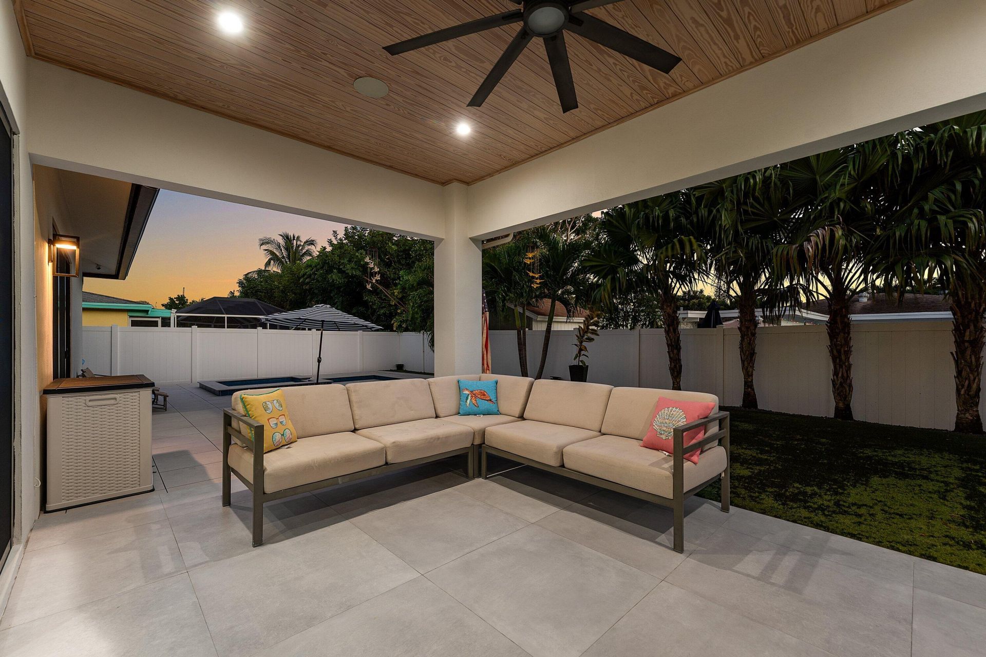 918 SW 28th Avenue, Boynton Beach, FL 33435 Photo