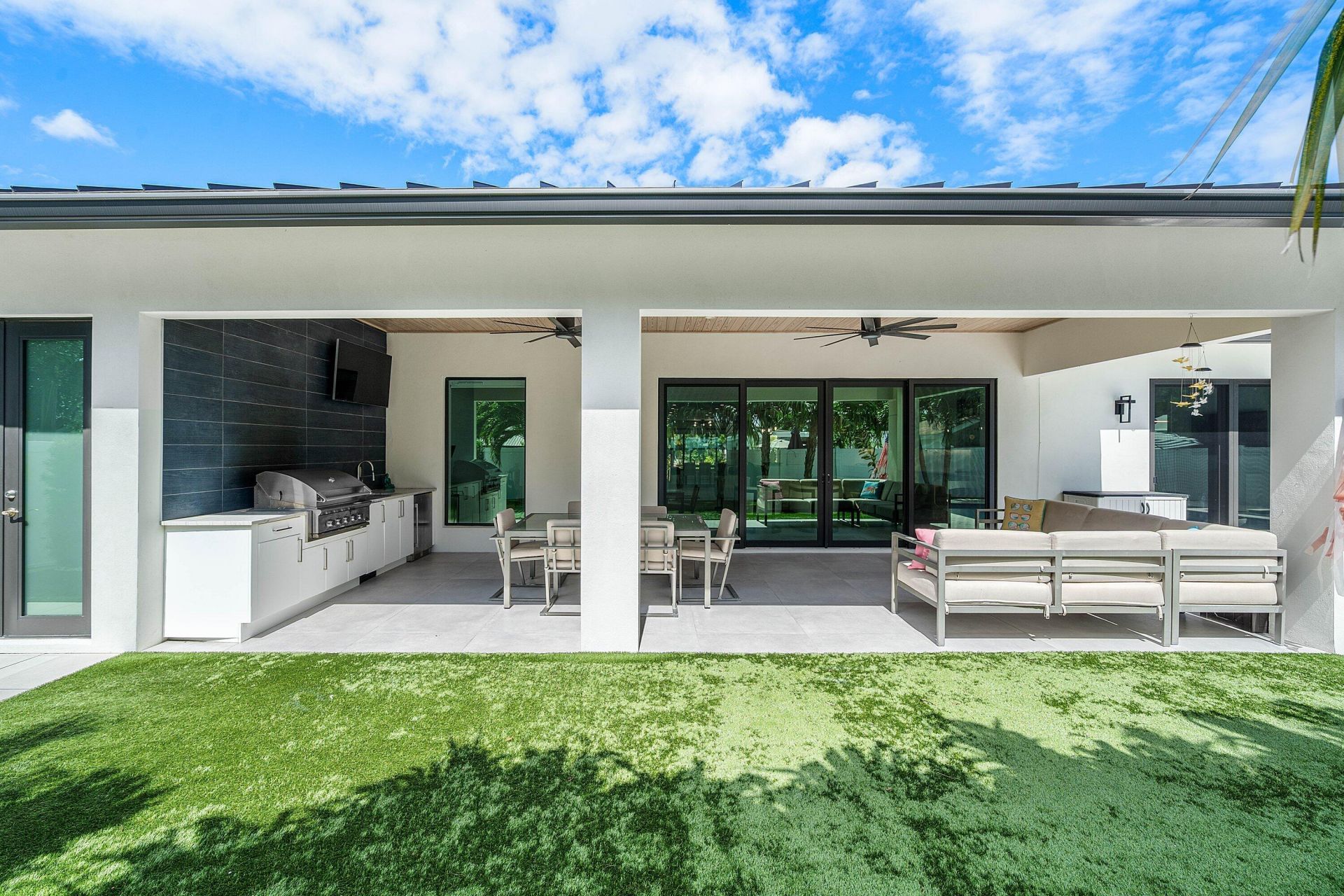 918 SW 28th Avenue, Boynton Beach, FL 33435 Photo