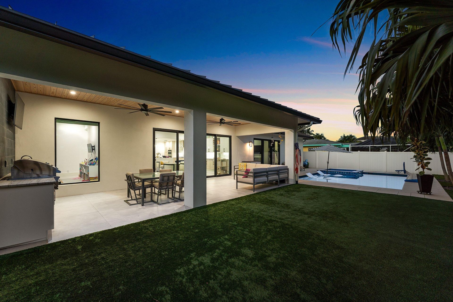 918 SW 28th Avenue, Boynton Beach, FL 33435 Photo