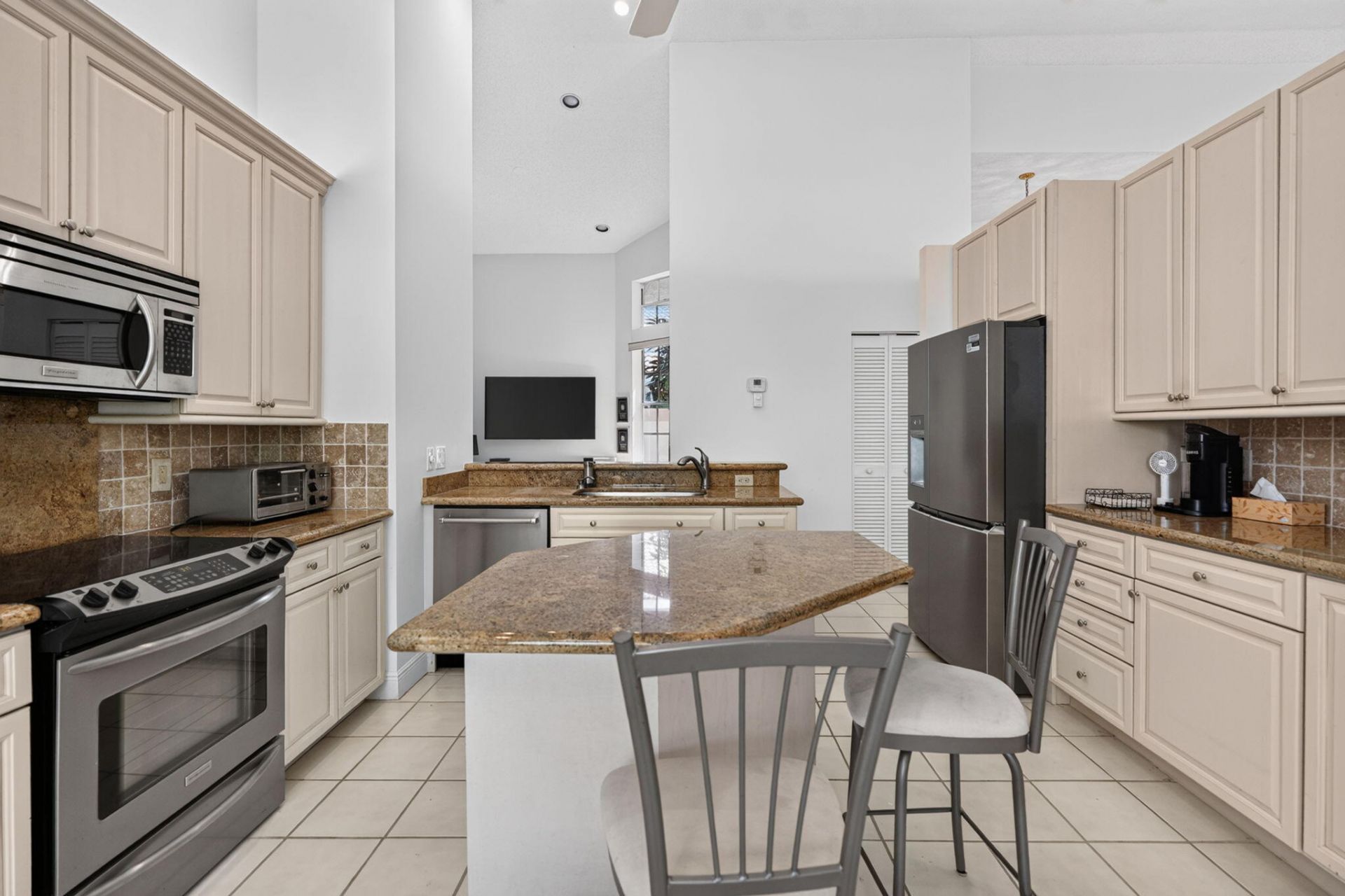 12850 Oak Knoll Drive, Palm Beach Gardens, FL 33418 Photo