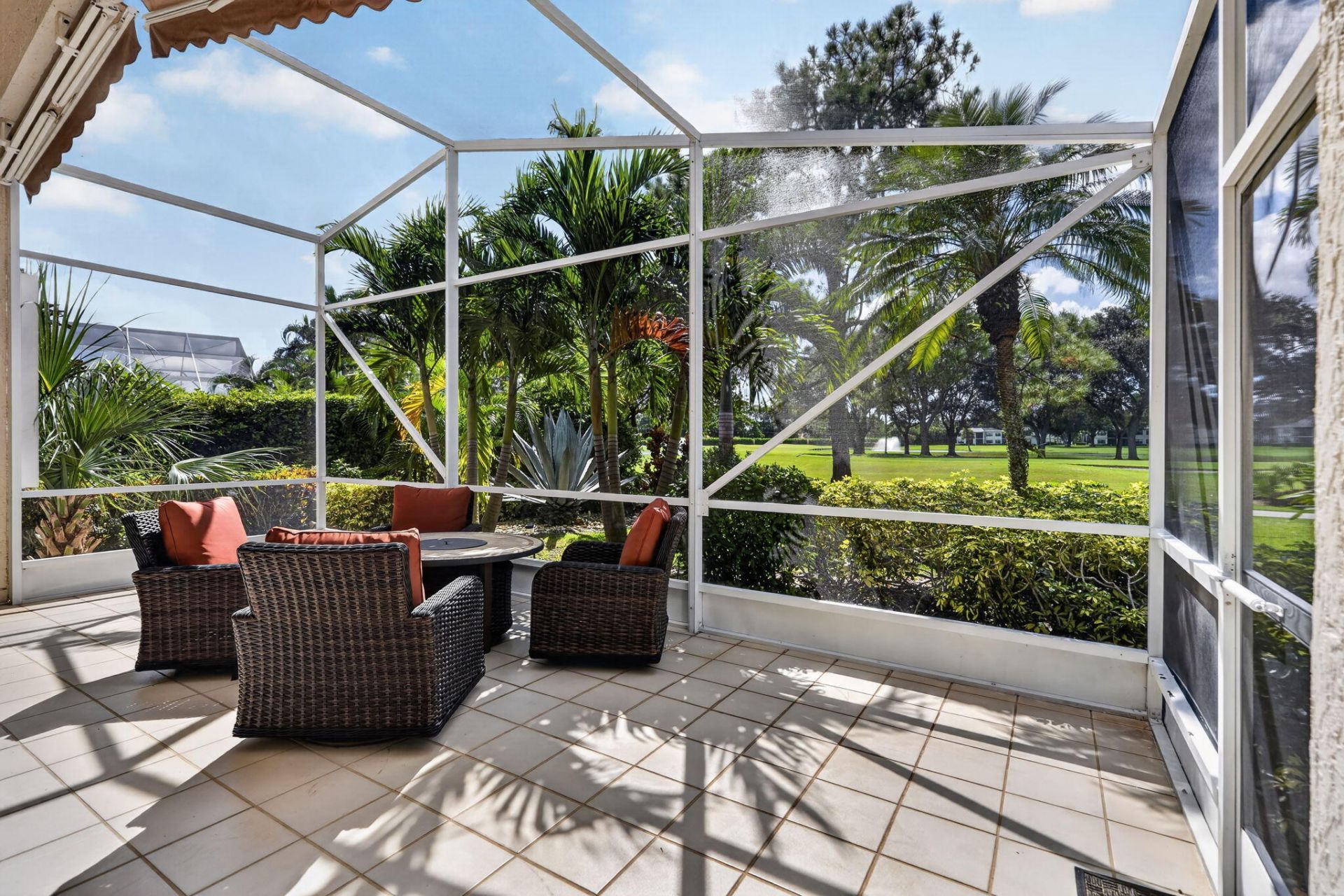 12850 Oak Knoll Drive, Palm Beach Gardens, FL 33418 Photo