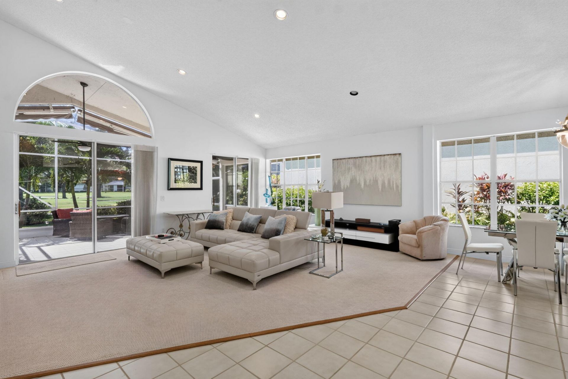 12850 Oak Knoll Drive, Palm Beach Gardens, FL 33418 Photo