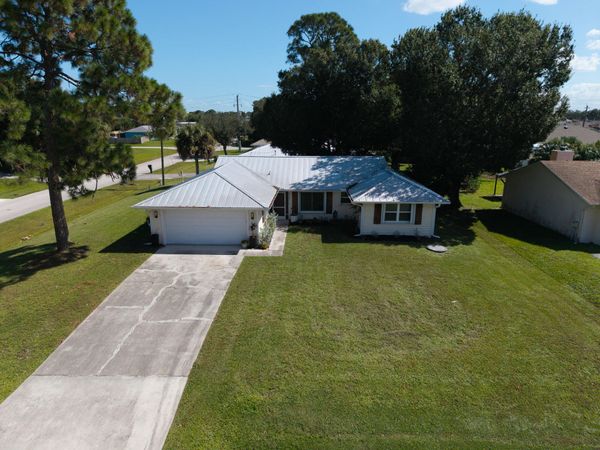 2201 SW PICTURE Terrace, Port St. Lucie, FL 34953