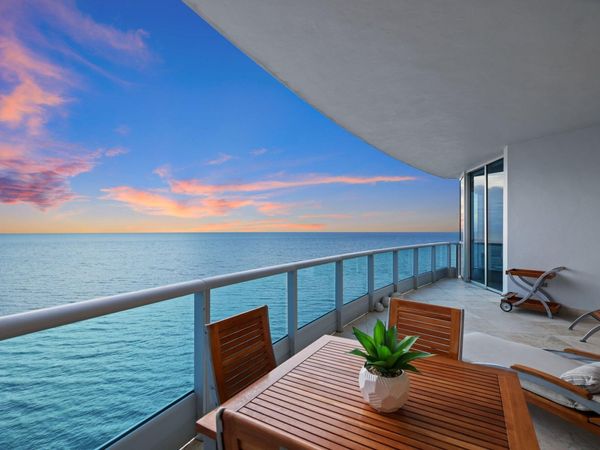 1600 S OCEAN Boulevard, Unit MPH02, Lauderdale-By-The-Sea, FL 33062
