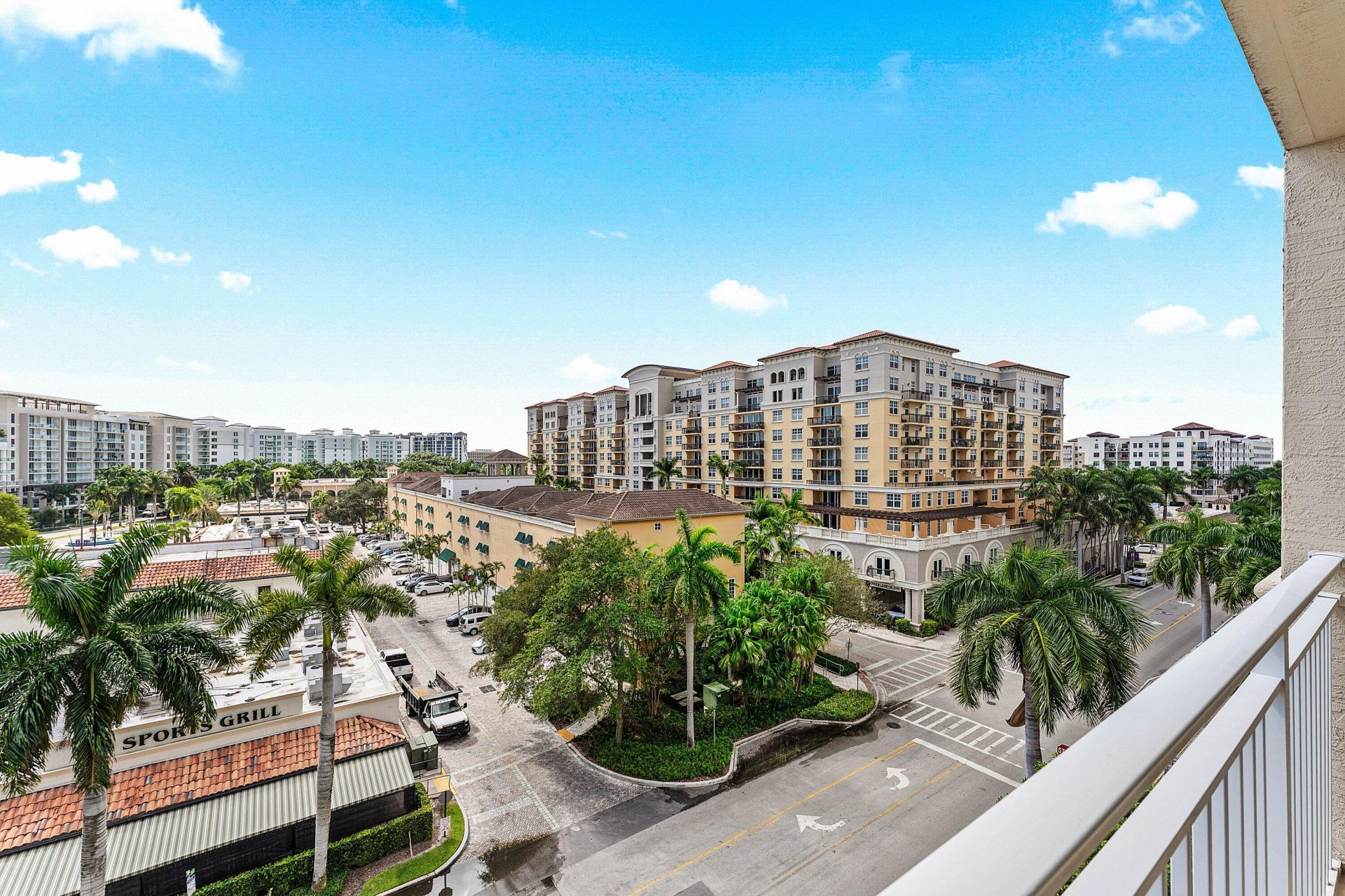 99 SE Mizner Boulevard, Unit 627, Boca Raton, FL 33432 Photo