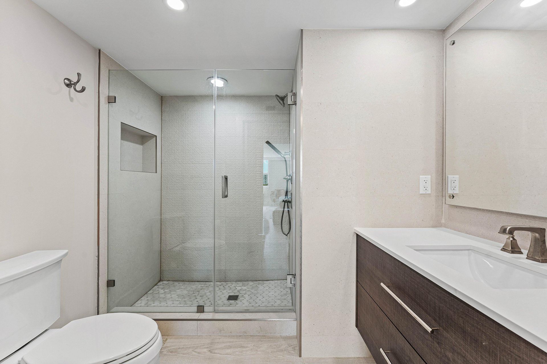 99 SE Mizner Boulevard, Unit 627, Boca Raton, FL 33432 Photo