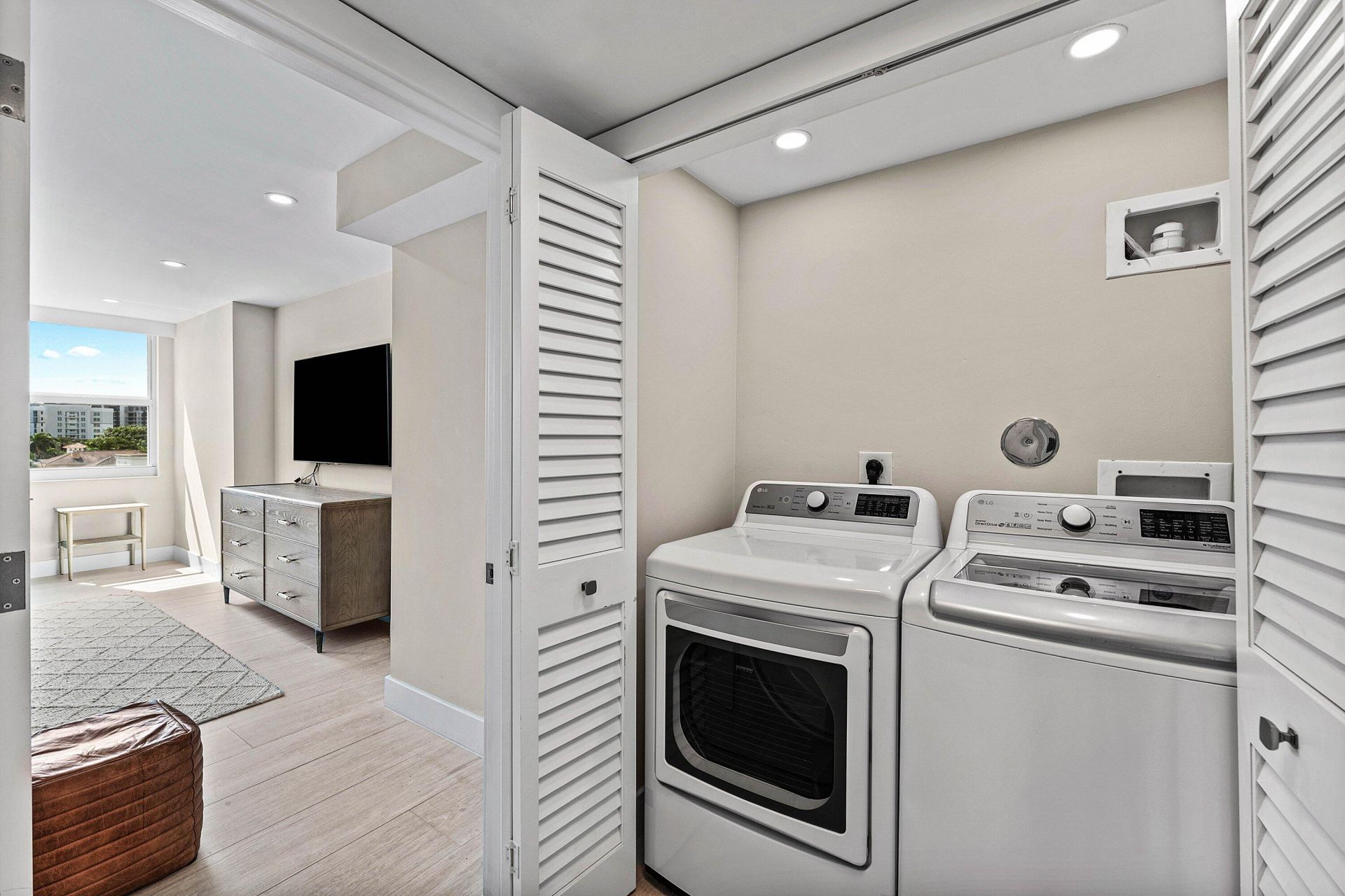 99 SE Mizner Boulevard, Unit 627, Boca Raton, FL 33432 Photo