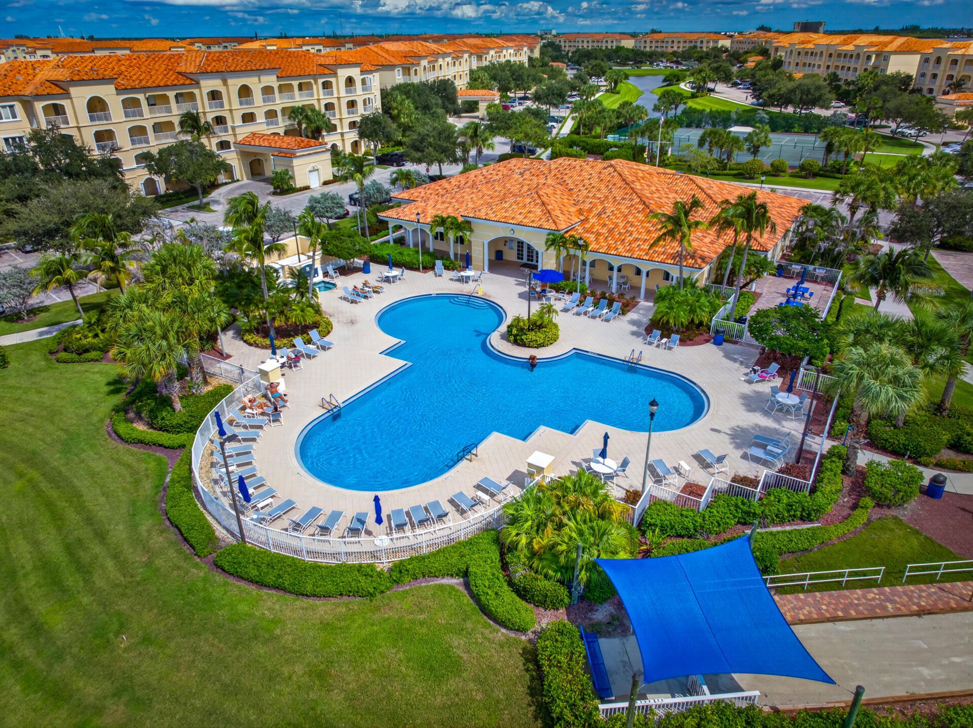 30 Harbour Isle Drive W, Unit PH02, Fort Pierce, FL 34949 Photo