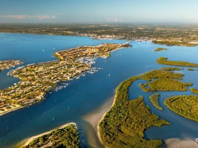 30 Harbour Isle Drive W, Unit PH02, Fort Pierce, FL 34949 Photo