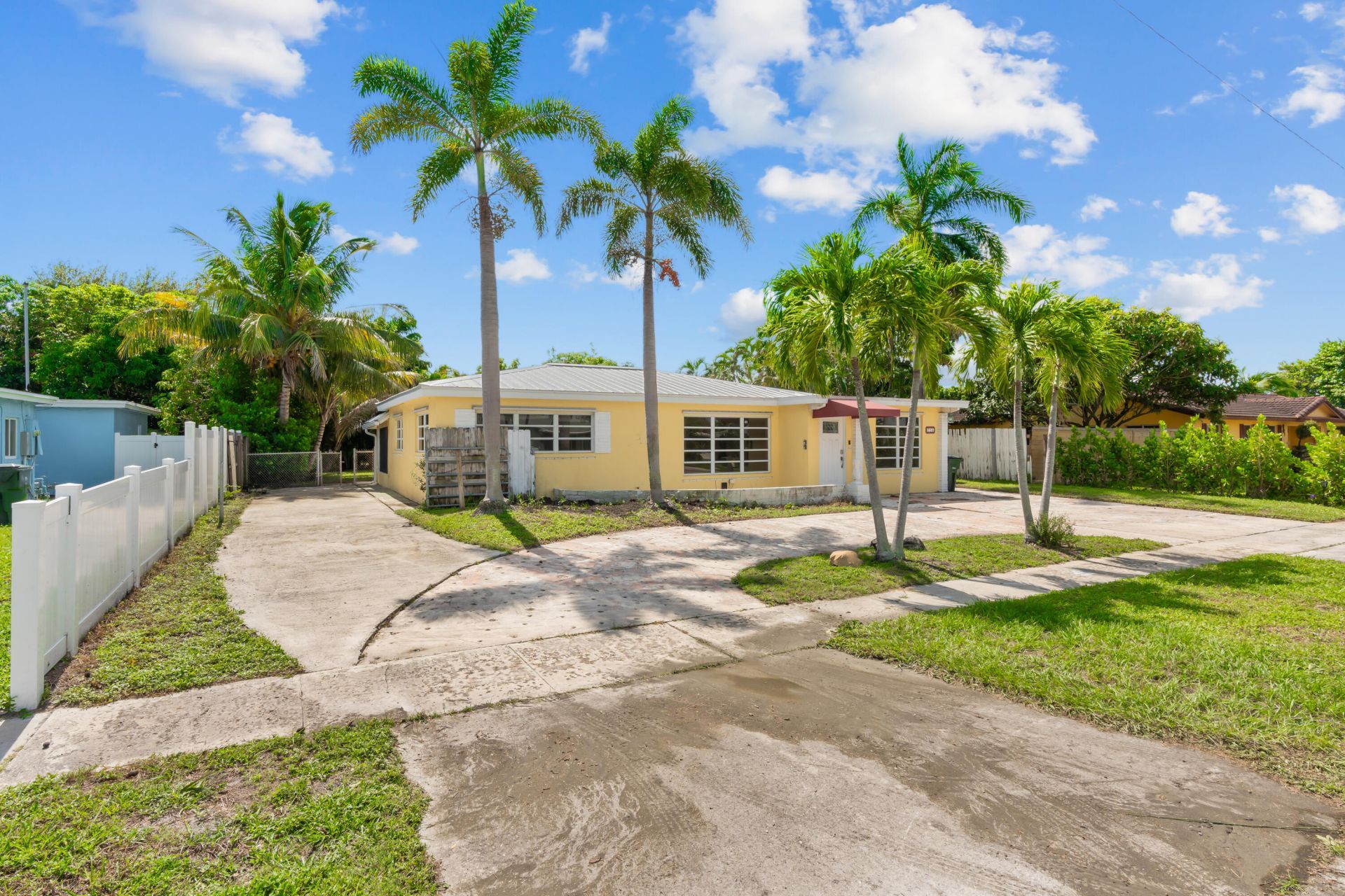 214 NE 28th Road, Boca Raton, FL 33431 Photo