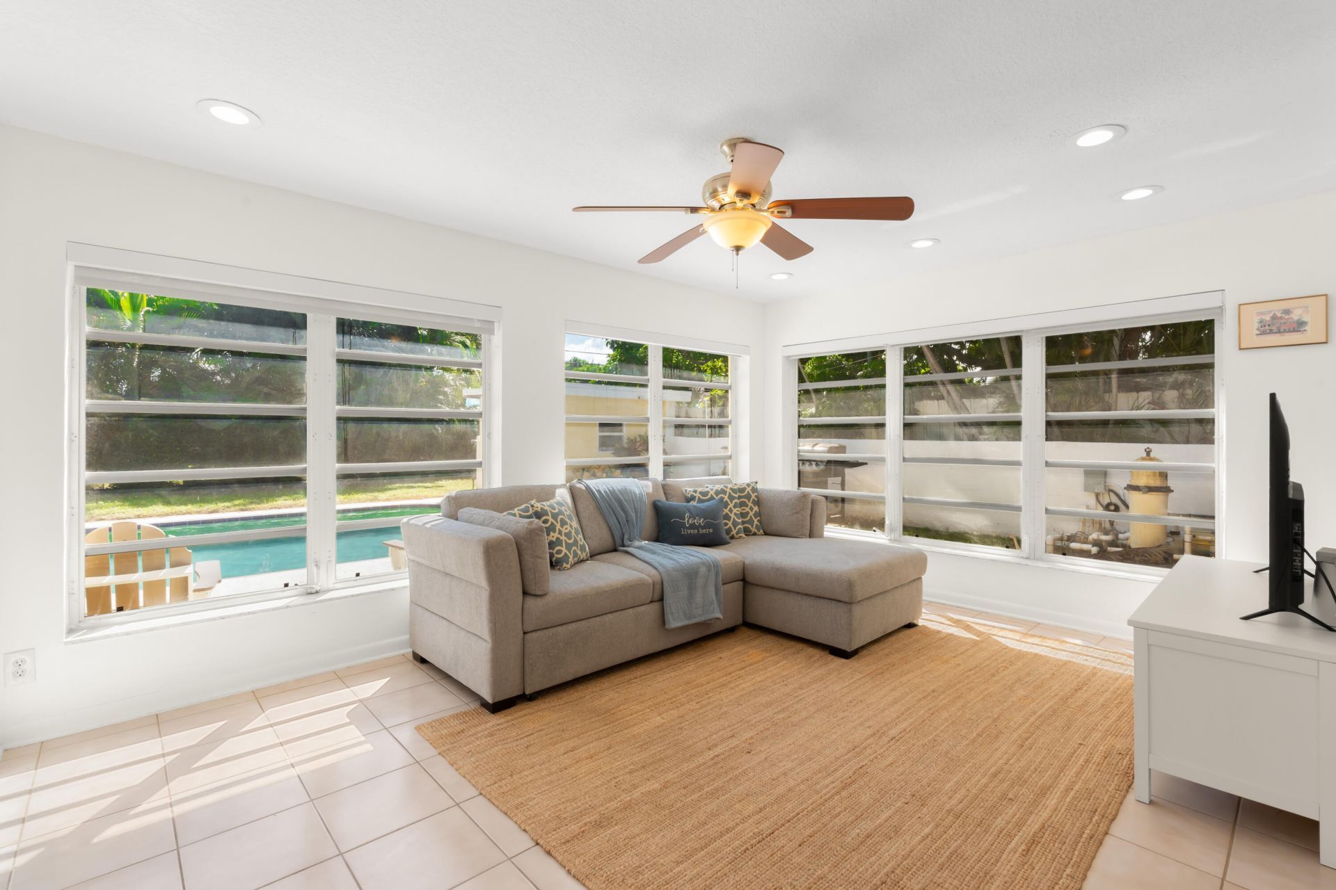 214 NE 28th Road, Boca Raton, FL 33431 Photo