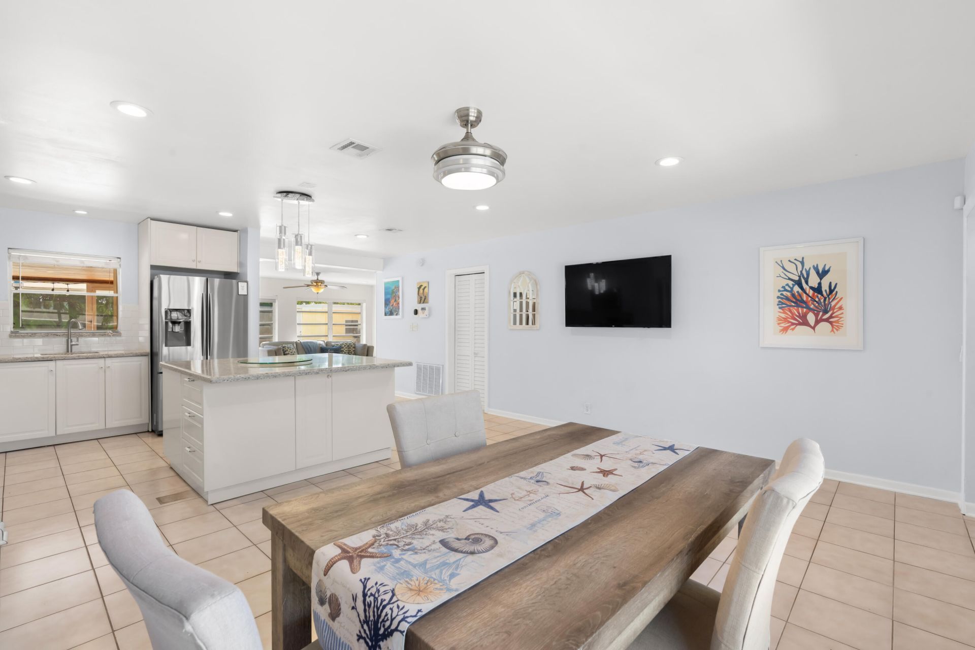 214 NE 28th Road, Boca Raton, FL 33431 Photo
